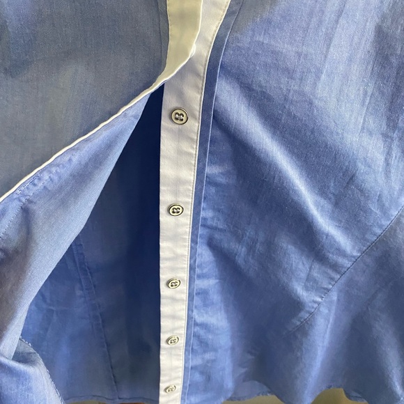 New York & Company (M) Button Down Dress Shirt Blue with White Accent Trim - Picture 4 of 4